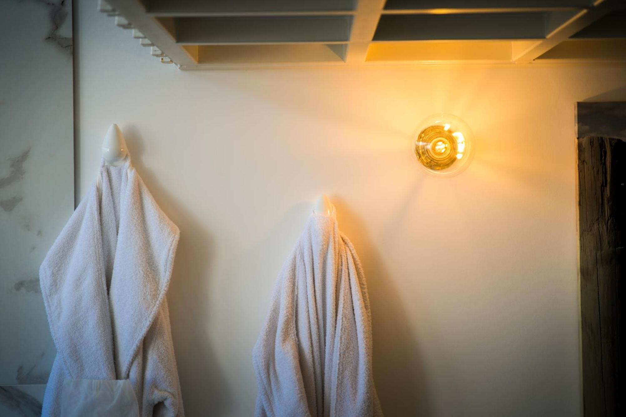 Villa Bono Jacuzzi & Spa Saint-Laurent-du-Var Ngoại thất bức ảnh