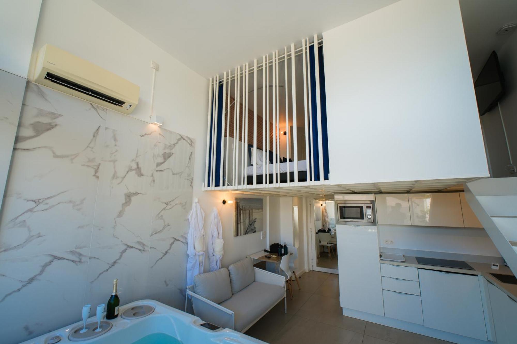 Villa Bono Jacuzzi & Spa Saint-Laurent-du-Var Ngoại thất bức ảnh
