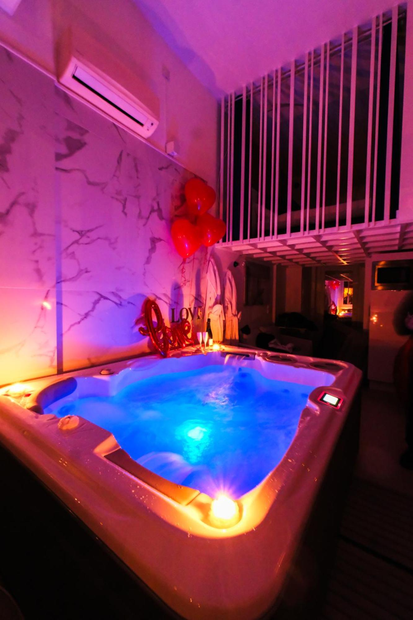 Villa Bono Jacuzzi & Spa Saint-Laurent-du-Var Ngoại thất bức ảnh